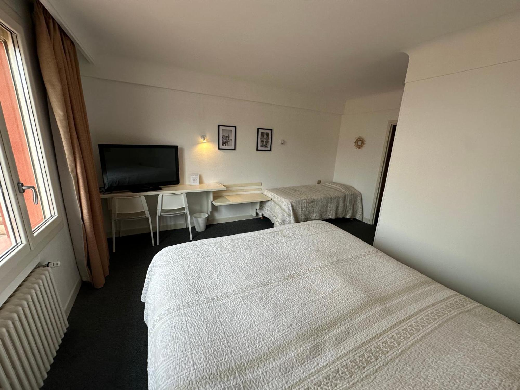 Hotel Chiffre Альби Номер фото