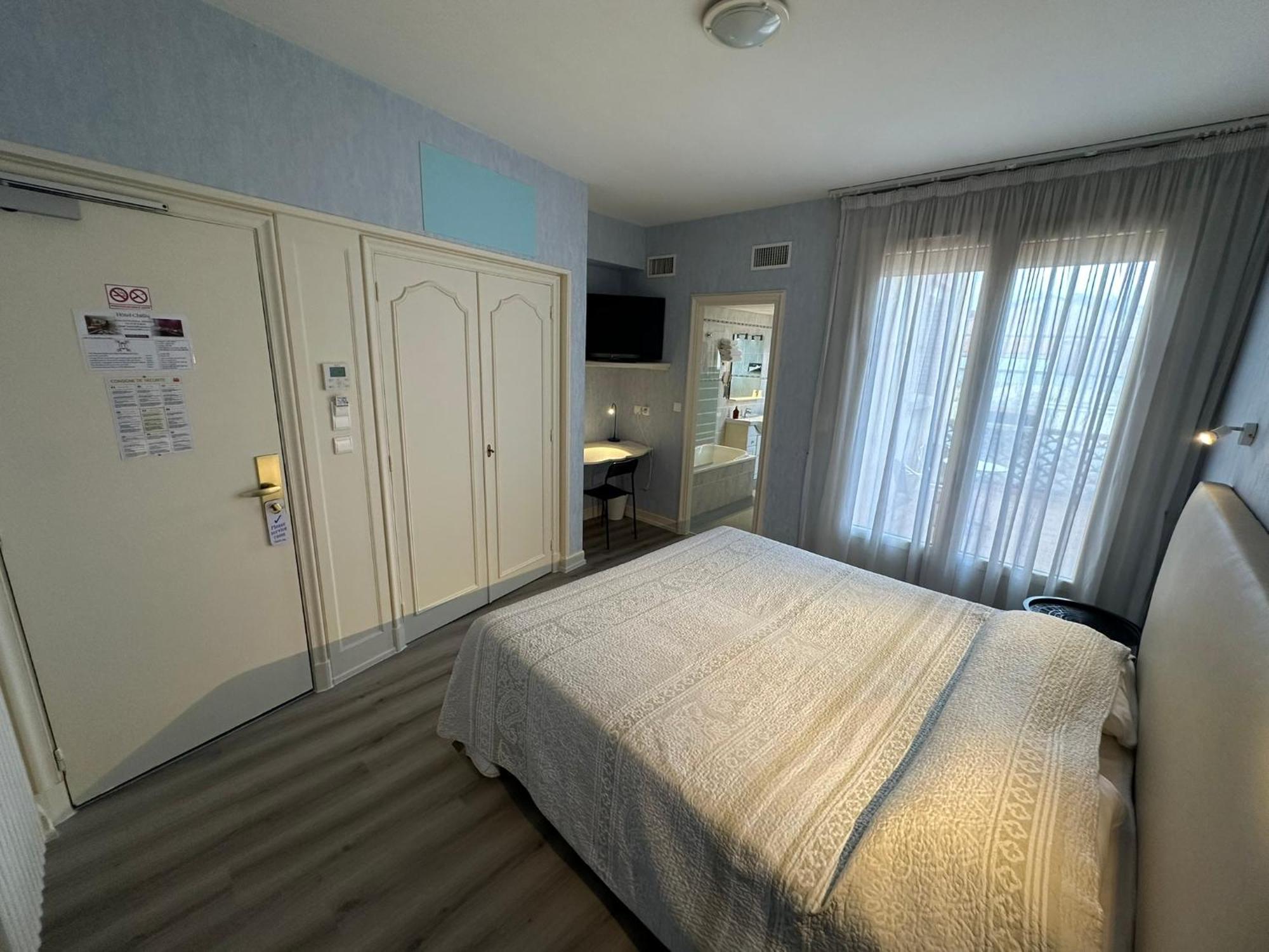 Hotel Chiffre Альби Номер фото