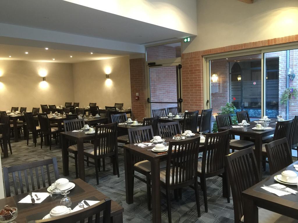 Hotel Chiffre Альби Экстерьер фото